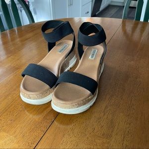 Steve Madden Black Platform Sandals
